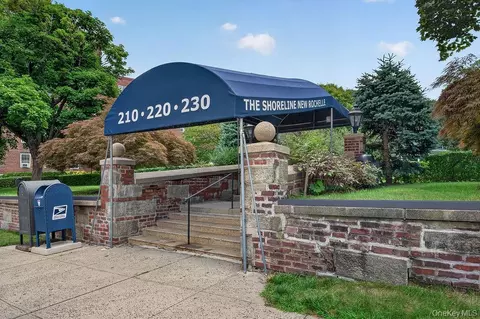 210 Pelham Rd #2F, New Rochelle, NY 10805