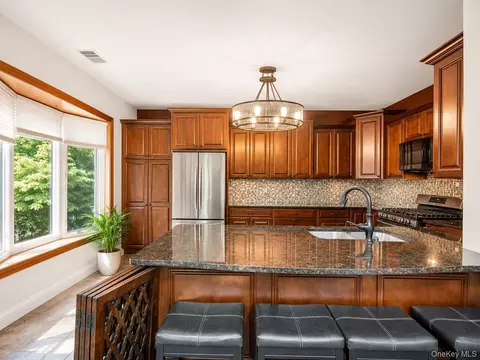 Kitchen - 182 Benefield Blvd, Peekskill, NY 10566 photo 3 of 3