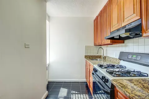 34-20 78th St #4J, Jackson Heights, NY 11372