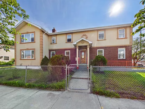 15520 132nd Ave, Jamaica, NY 11434