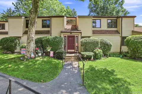 45 Jefferson Oval #H, Yorktown, NY 10598