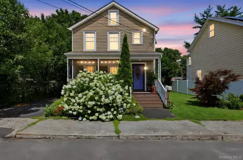 71 Kent St, Beacon, NY 12508