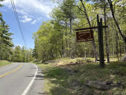 Route 28a, Hurley, NY 12443