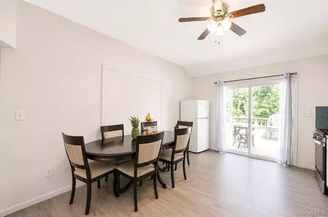 Dining - 71 Barton Ave, Patchogue, NY 11772 photo 1 of 1