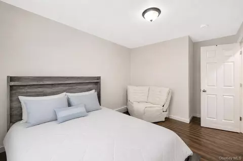 Bedroom - 71 Barton Ave, Patchogue, NY 11772 photo 8 of 10