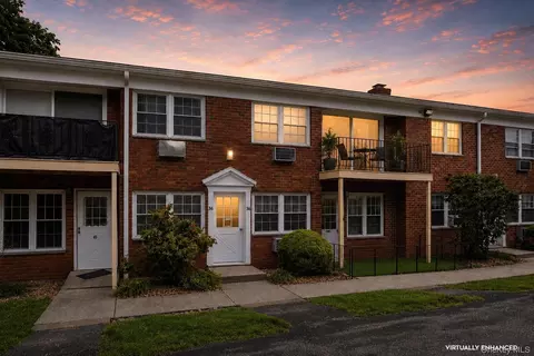 8 Colonial Rd #36, Beacon, NY 12508