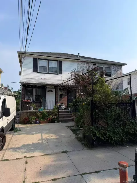 130-16 97th Ave, South Richmond Hill, NY 11419