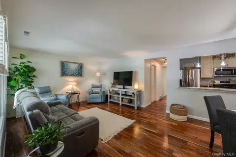 Other - 6 Burnham Ct, Fishkill, NY 12524 photo 2 of 11