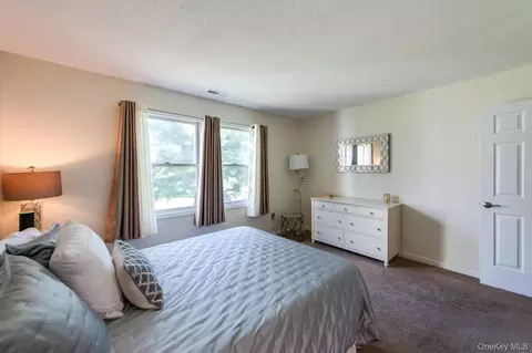 Bedroom - 6 Burnham Ct, Fishkill, NY 12524 photo 3 of 5