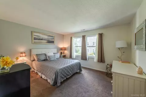 Bedroom - 6 Burnham Ct, Fishkill, NY 12524 photo 1 of 5