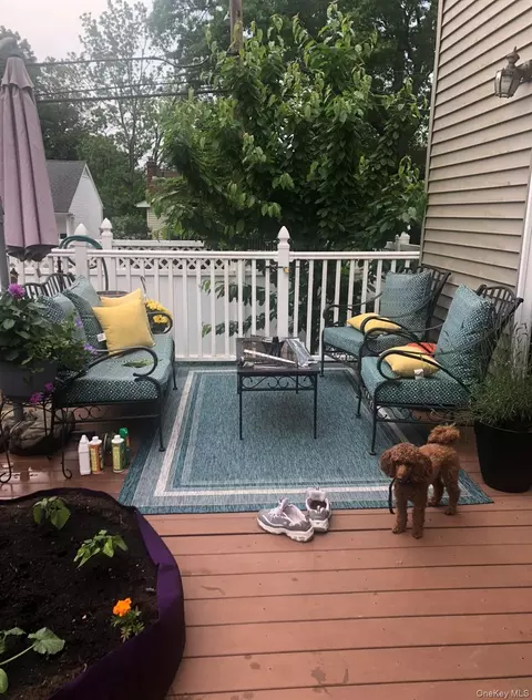 Exterior - 689 Stanton Ave, Baldwin, NY 11510 photo 3 of 3