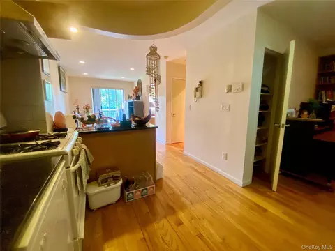 Entry Way - 38-22 147th St #5B, New York, NY 11355 photo 4 of 5