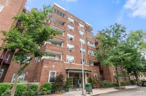 34-41 85th St #6L, New York, NY 11372