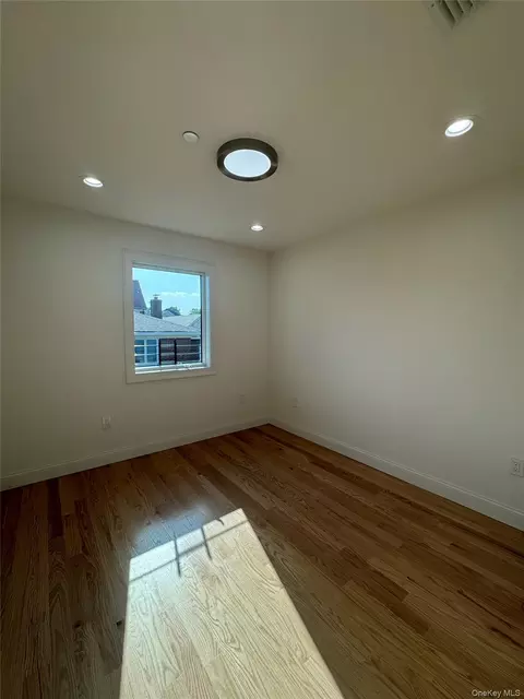 Bedroom - 168-19 12th Rd, Whitestone, NY 11357 photo 3 of 3