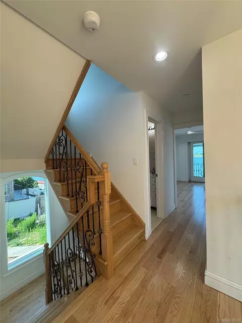 Entry Way - 168-19 12th Rd, Whitestone, NY 11357 photo 3 of 3