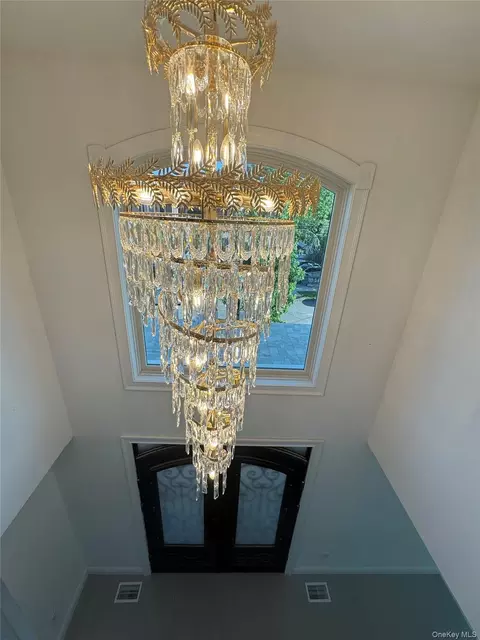 Entry Way - 168-19 12th Rd, Whitestone, NY 11357 photo 1 of 3