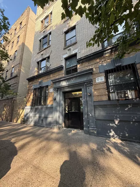2116 Honeywell Ave #5, New York, NY 10460