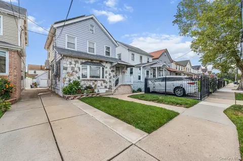 9446 214th Pl, New York, NY 11428