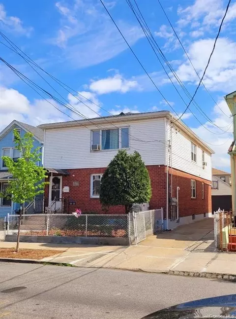171-28 103rd Rd, Jamaica, NY 11433