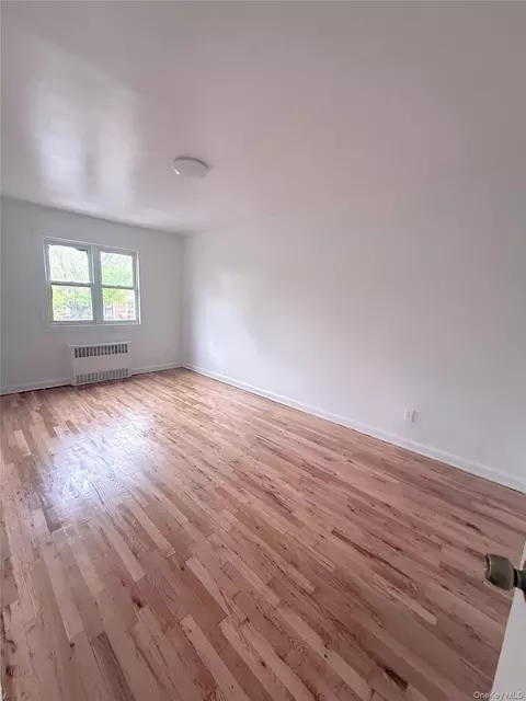 148-39 58th Ave, Flushing, NY 11355 photo 5