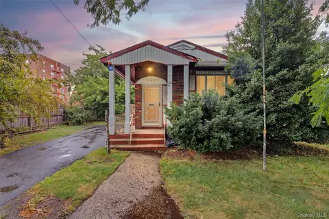 156-07 N Conduit Ave, Jamaica, NY 11434