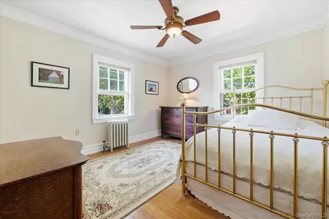 Bedroom - 159-02 28th Ave, Flushing, NY 11358 photo 4 of 8