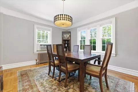 Dining - 159-02 28th Ave, Flushing, NY 11358 photo 1 of 3