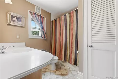 Bath - 159-02 28th Ave, Flushing, NY 11358 photo 1 of 3
