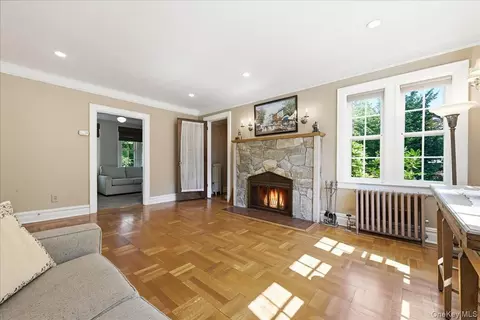 Living - 159-02 28th Ave, Flushing, NY 11358 photo 2 of 3