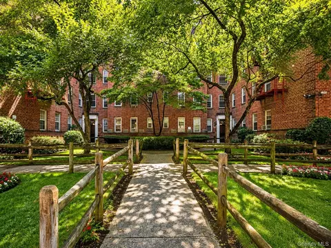770 Bronx River Rd #A31, Yonkers, NY 10708