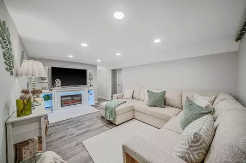 Living - 5 Overlook Dr, Mastic, NY 11950 photo 3 of 3