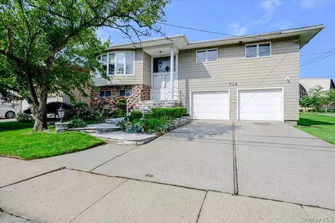 718 Arbuckle Ave, Woodmere, NY 11598