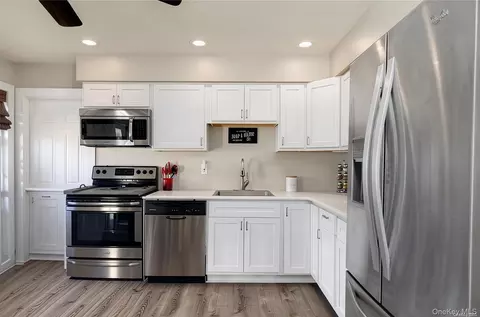 Kitchen - 117 Main Ave, Mastic, NY 11950 photo 1 of 1