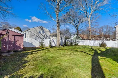 Exterior - 117 Main Ave, Mastic, NY 11950 photo 3 of 3