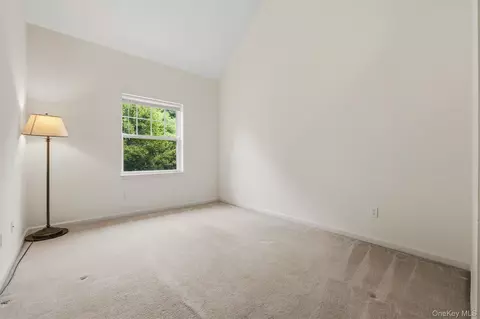 Bedroom - 165 Underhill Ln, Peekskill, NY 10566 photo 3 of 4