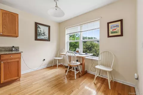 Dining - 165 Underhill Ln, Peekskill, NY 10566 photo 4 of 4