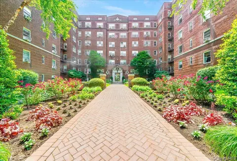 113-14 72nd Rd #2J, New York, NY 11375