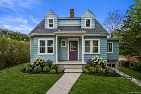 11 Mearns Ave, Highlands, NY 10928