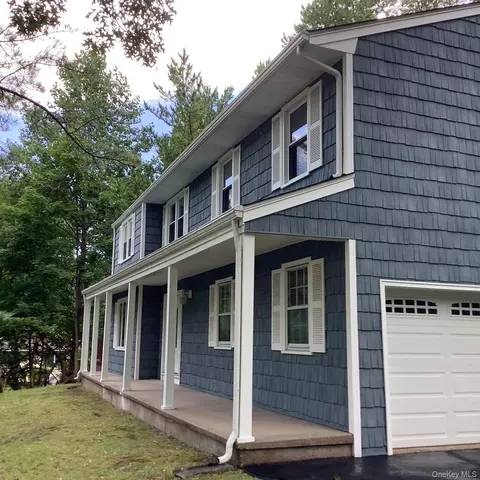 1 Gates Pl, Orangetown, NY 10983