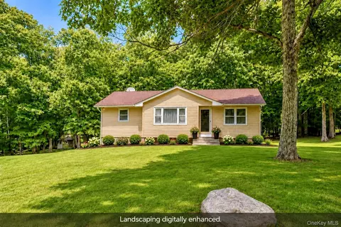 120 Basel Rd, Shawangunk, NY 12566