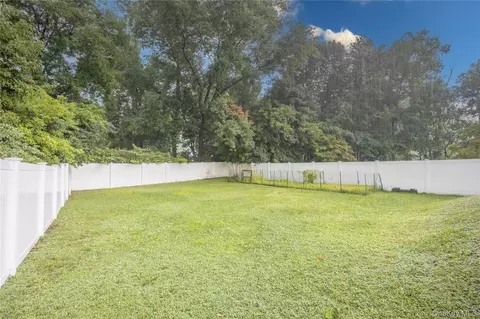 Exterior - 32 Peter Cooper Dr, Poughkeepsie, NY 12601 photo 8 of 8