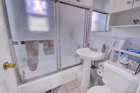 Bath - 342 E Walnut St, Long Beach, NY 11561 photo 2 of 2