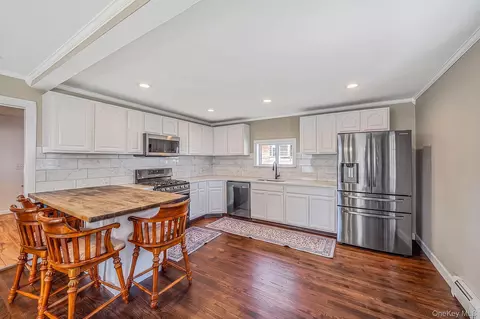 Kitchen - 89 Avery Ave, Patchogue, NY 11772 photo 2 of 3