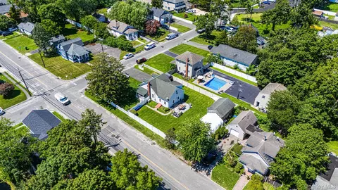 View/Area - 89 Avery Ave, Patchogue, NY 11772 photo 2 of 3