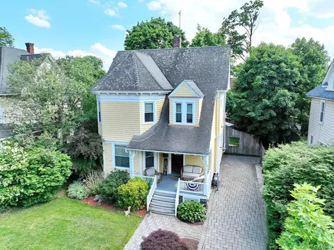 Exterior - 73 E Maple Ave, Ramapo, NY 10901 photo 6 of 6
