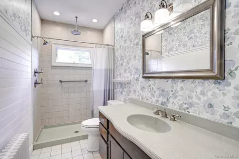 Bath - 73 E Maple Ave, Ramapo, NY 10901 photo 1 of 1