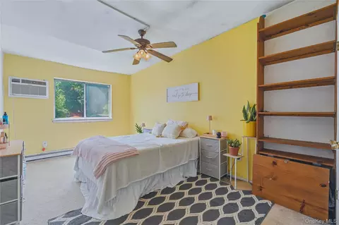 Bedroom - 31 Roundtree Ct, Beacon, NY 12508 photo 2 of 2