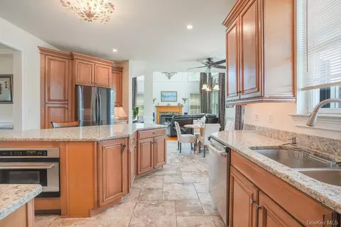 Kitchen - 36 Thames Rd, Poughkeepsie, NY 12603 photo 1 of 3