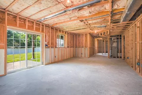 Other - 36 Thames Rd, Poughkeepsie, NY 12603 photo 6 of 7