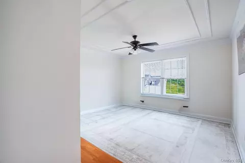 Bedroom - 36 Thames Rd, Poughkeepsie, NY 12603 photo 2 of 2